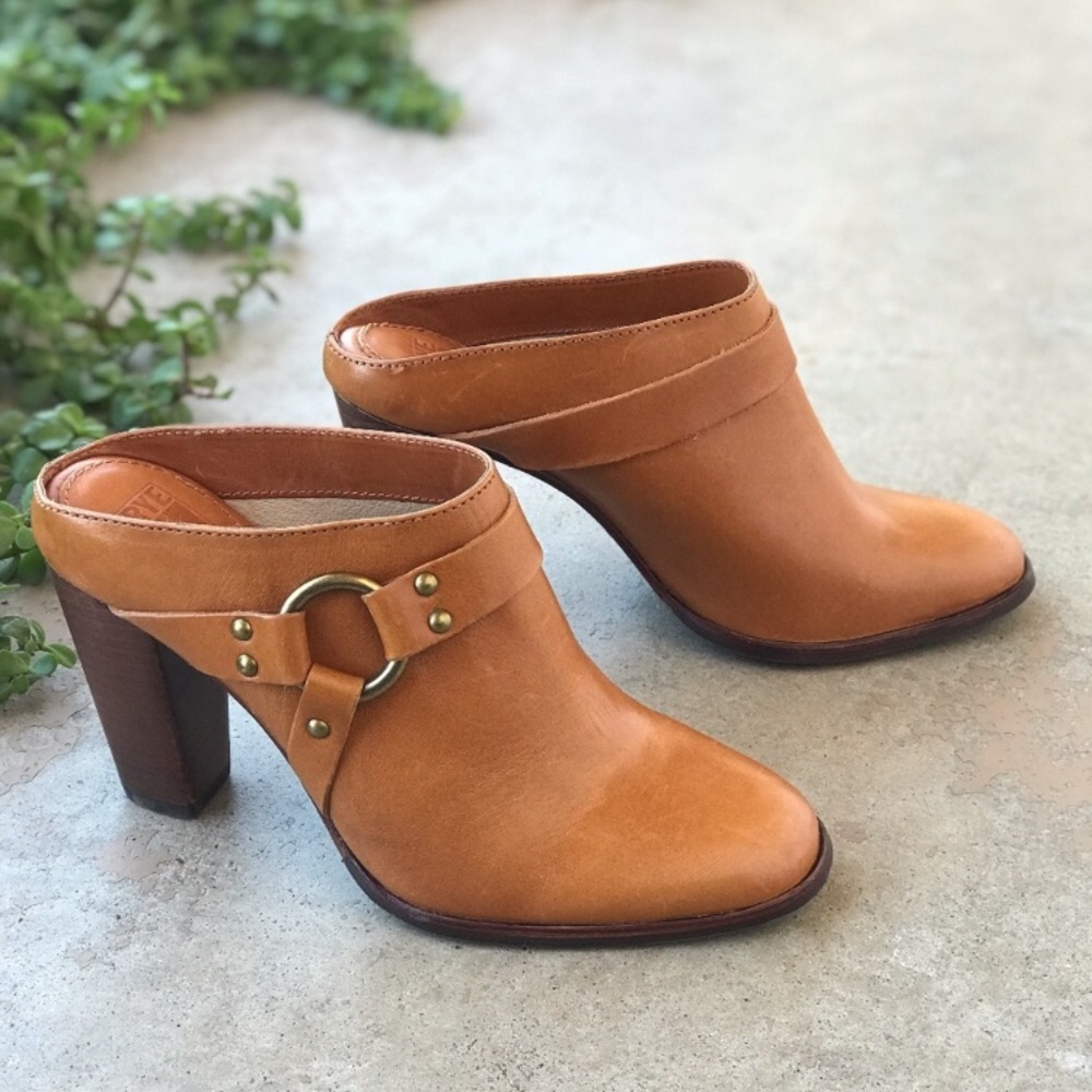Frye Laurie Clogs Booties Mules